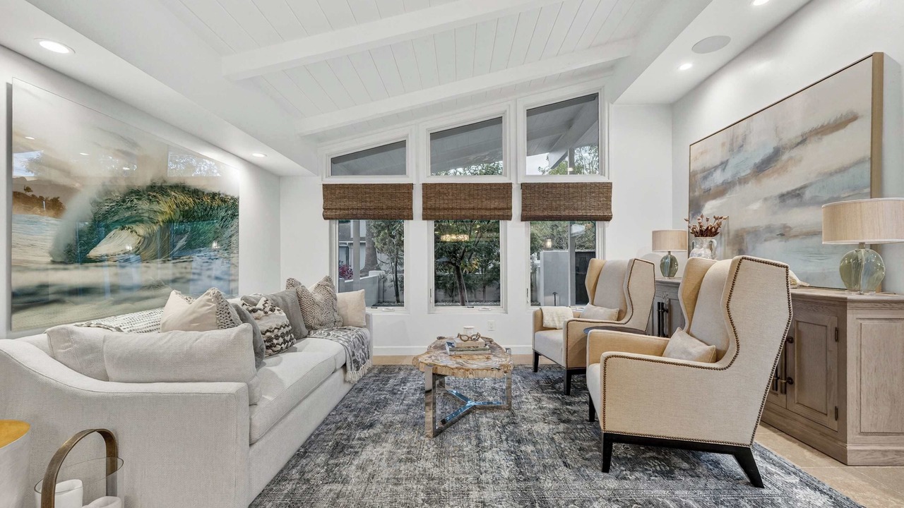 Photo of Livingroom in La Jolla Heights