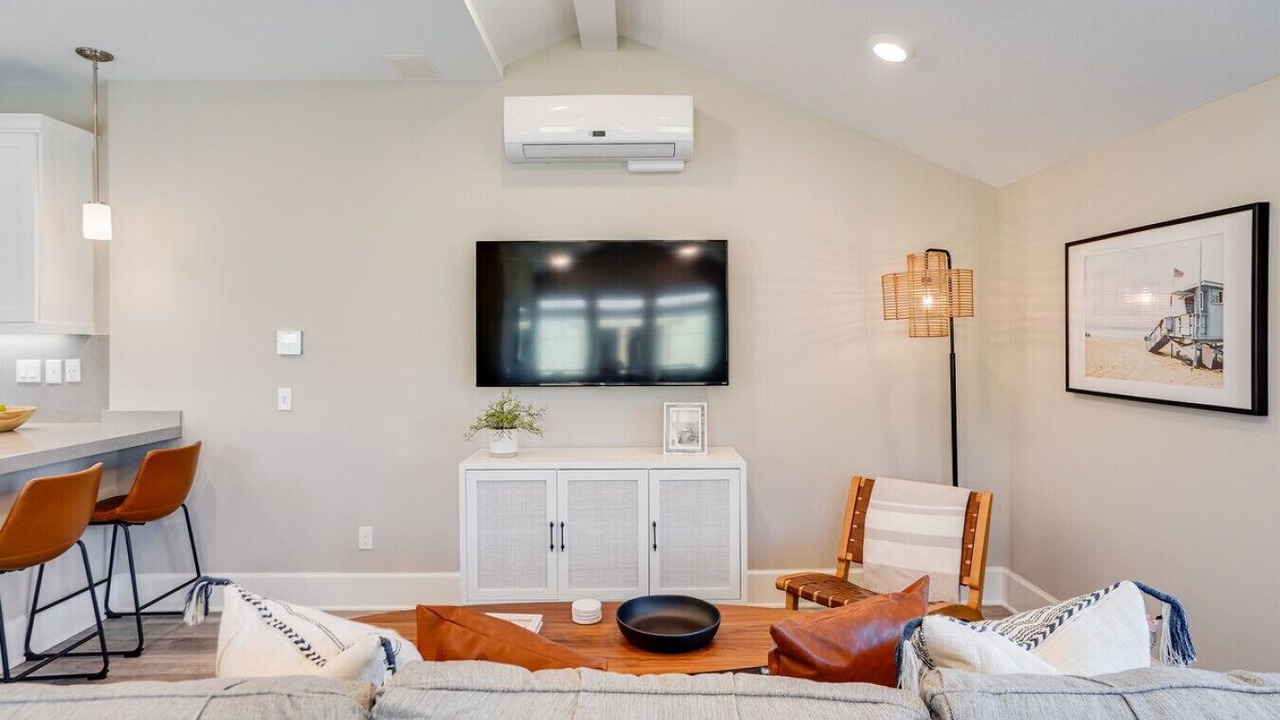 Photo of Livingroom in Mission Beach