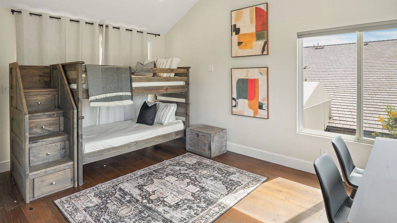 Photo of Bedroom in Bay Ho