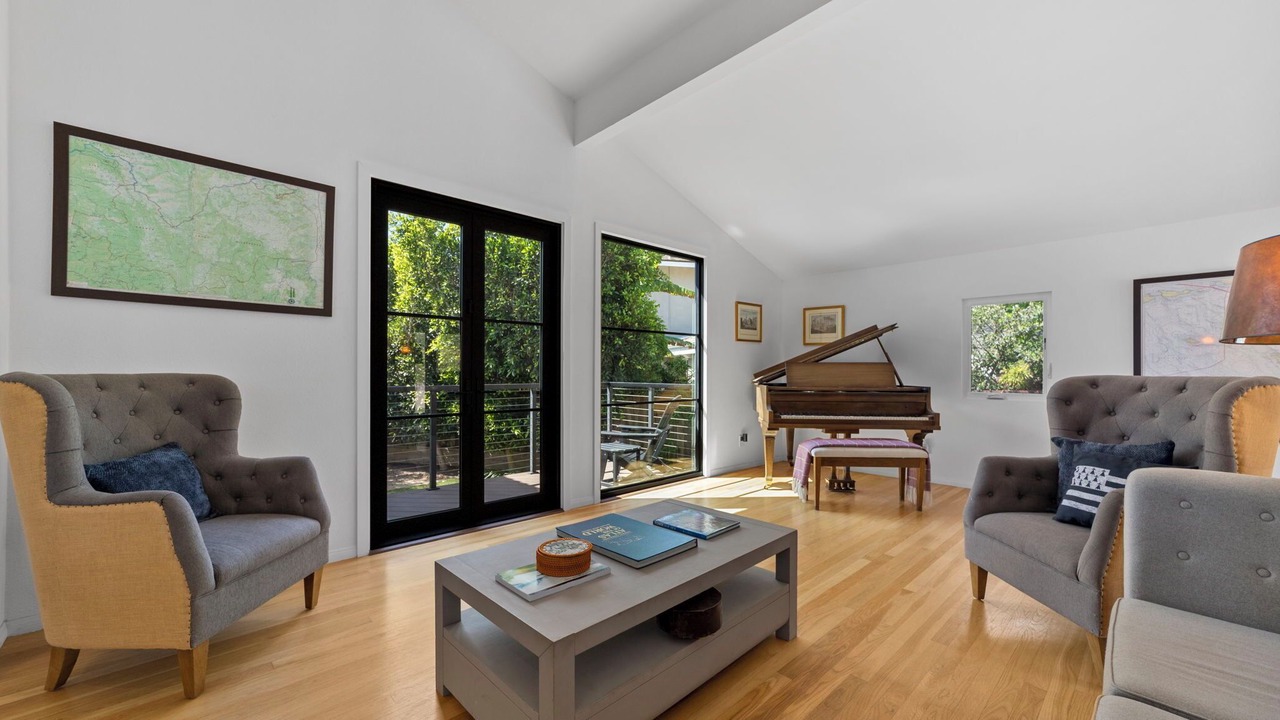 Photo of Livingroom in Del Mar Heights