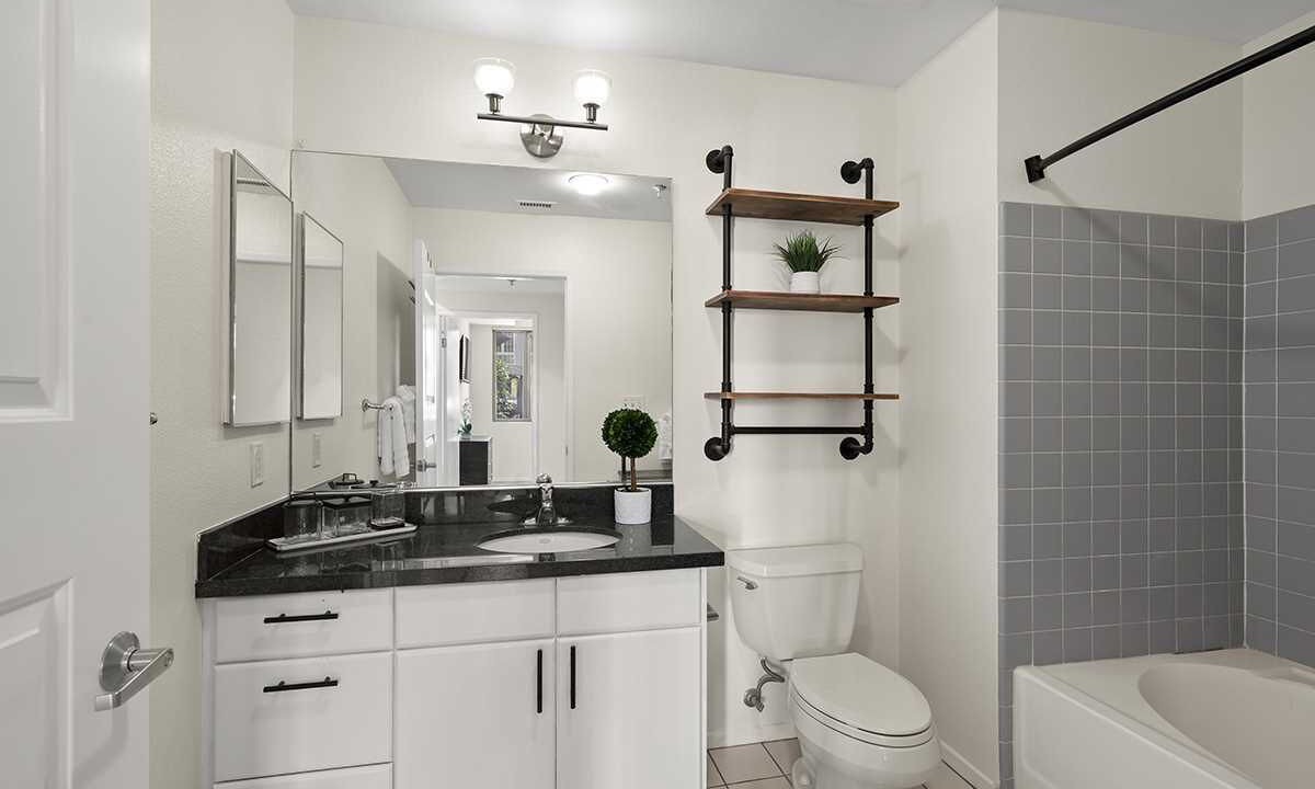 Photo of Bathroom in Pacific Terrace
