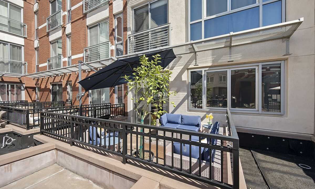 Photo of Patio Balcony in Pacific Terrace