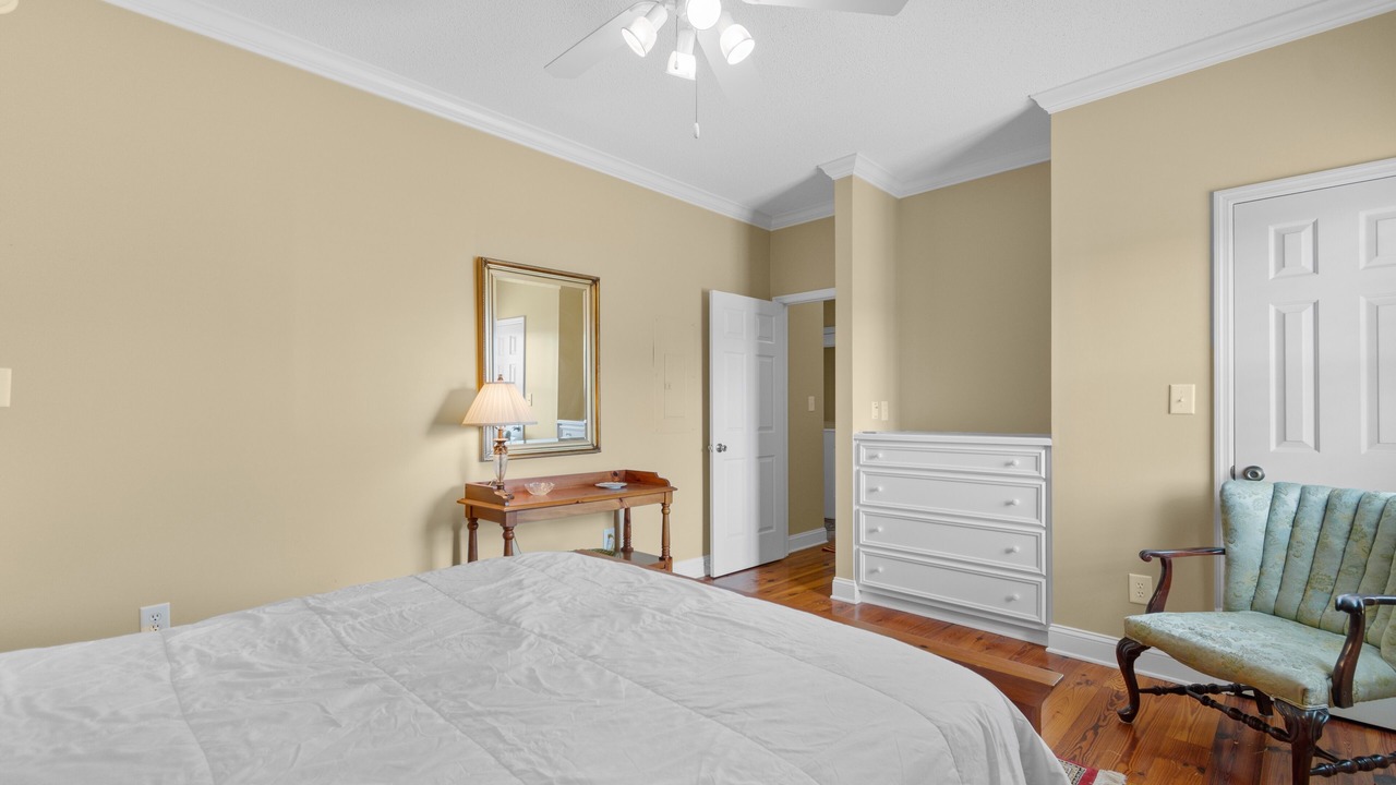Photo of Bedroom in Inlet Harbour
