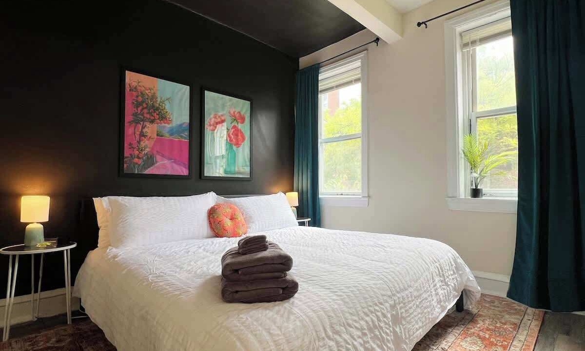 Photo of Bedroom in Gayborhood