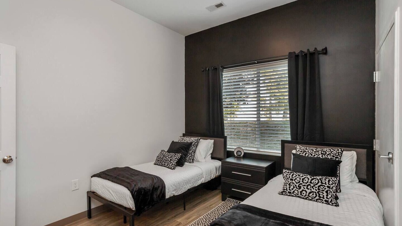 Photo of Others in Maxwell