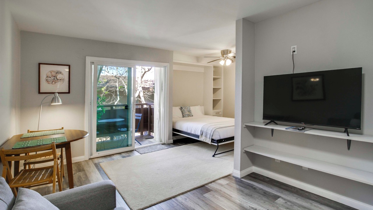Photo of Livingroom in Mission Valley West