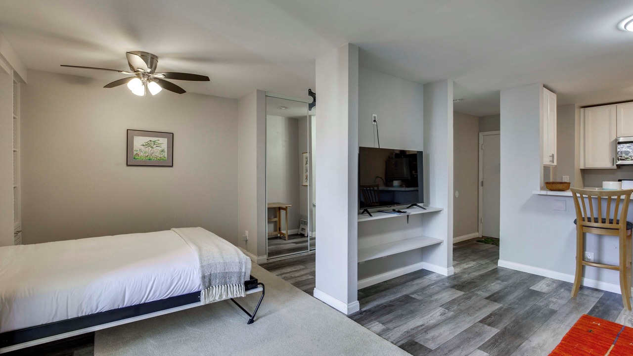 Photo of Bedroom in Mission Valley West