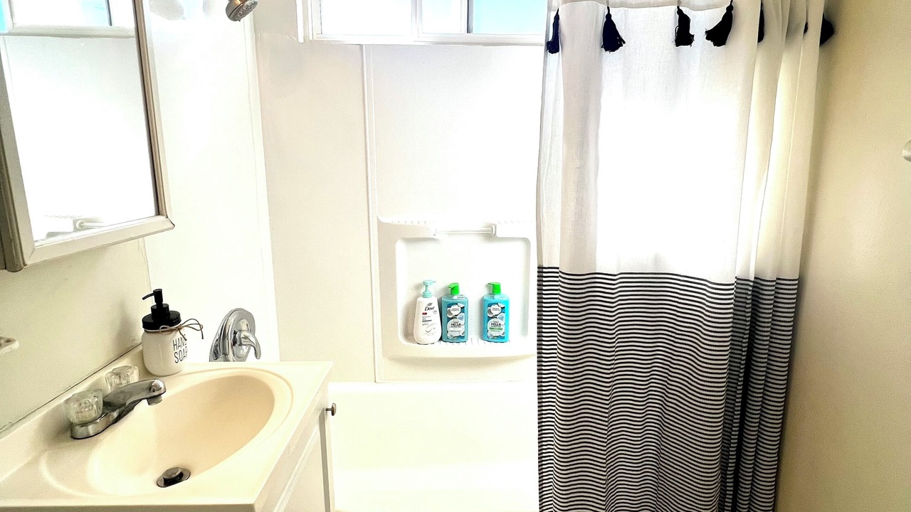 Photo of Bathroom in Mission Hills
