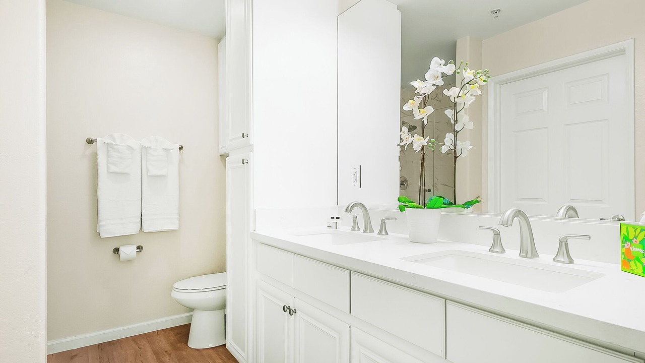 Photo of Bathroom in Pacific Terrace