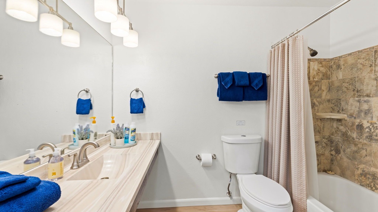 Photo of Bathroom in Nawiliwili