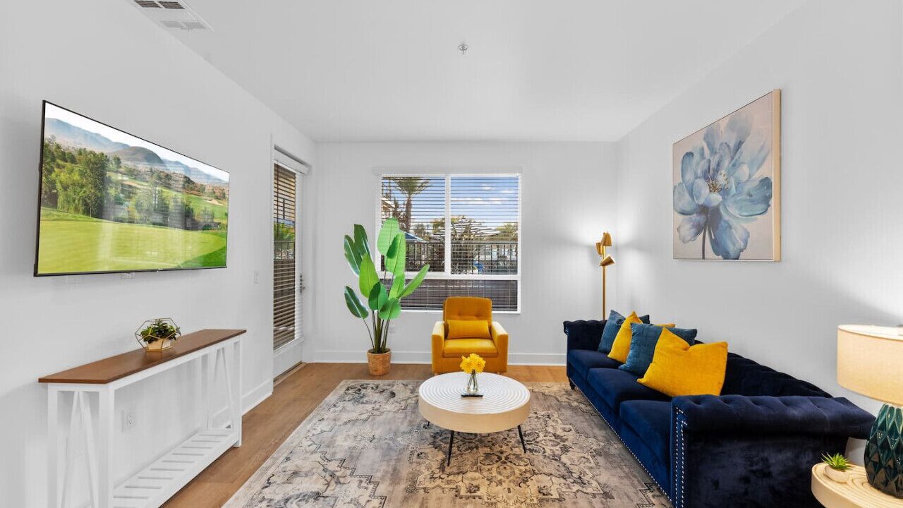 Photo of Livingroom in Kearny Mesa