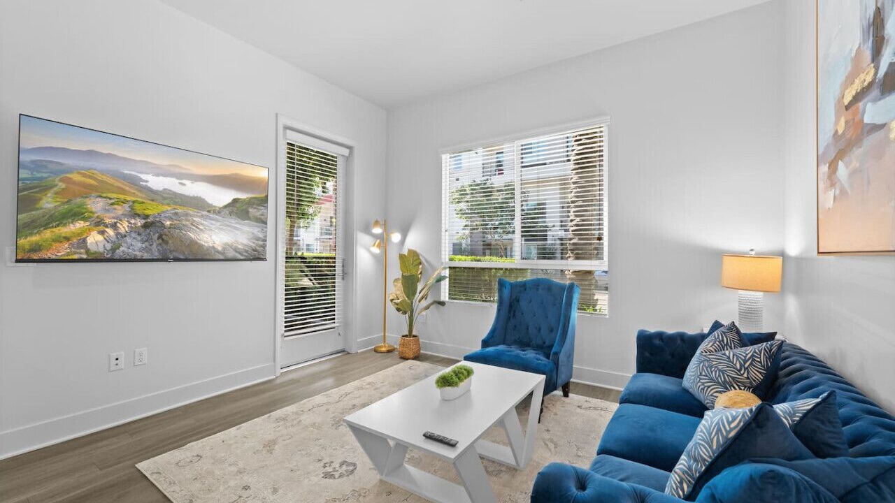 Photo of Livingroom in Kearny Mesa