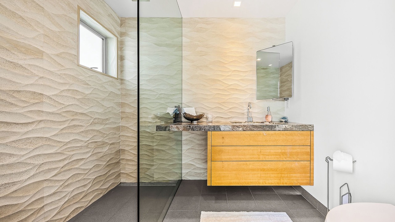Photo of Bathroom in Beach Barber Tract