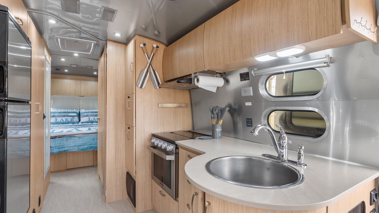 Photo of Kitchen in Centre