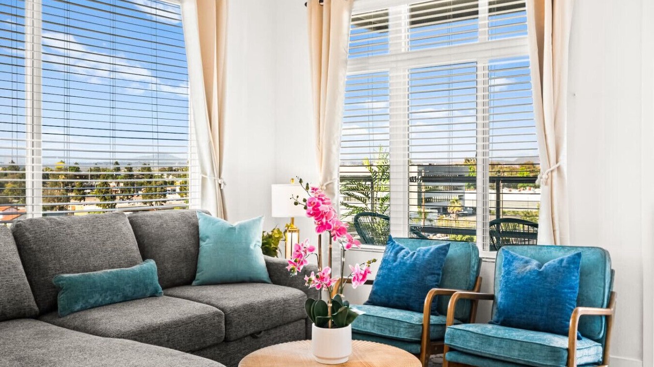 Photo of Livingroom in Kearny Mesa
