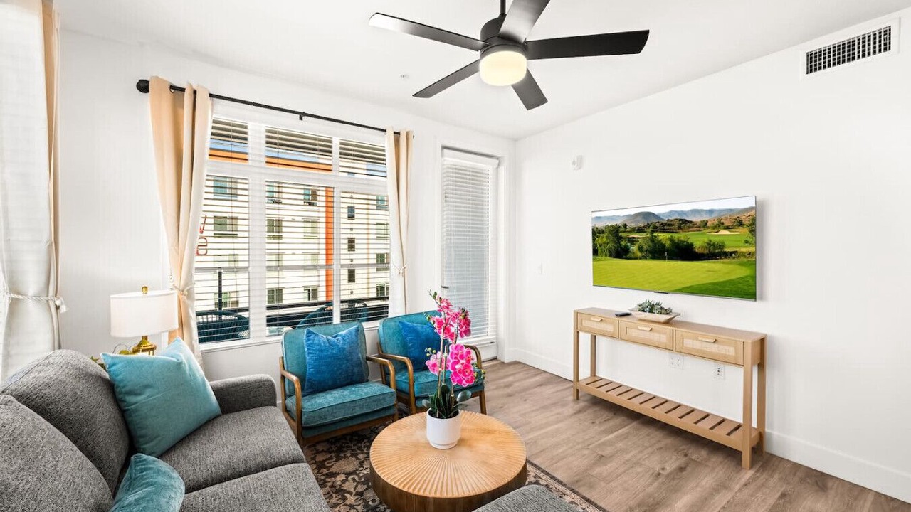 Photo of Livingroom in Kearny Mesa
