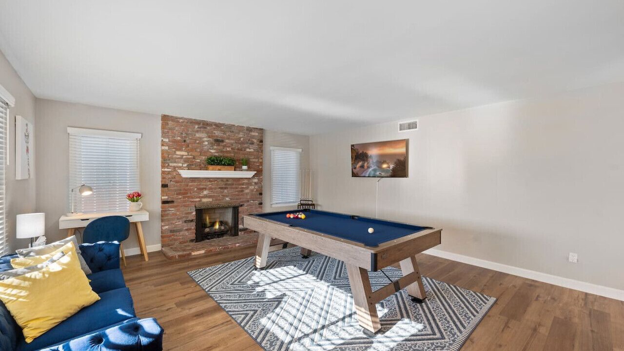 Photo of Livingroom in Clairemont Mesa