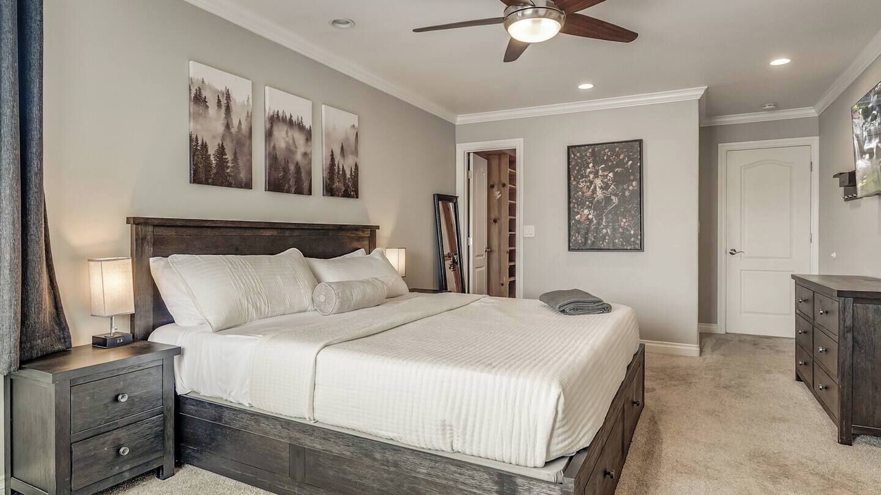 Photo of Bedroom in Clairemont Mesa