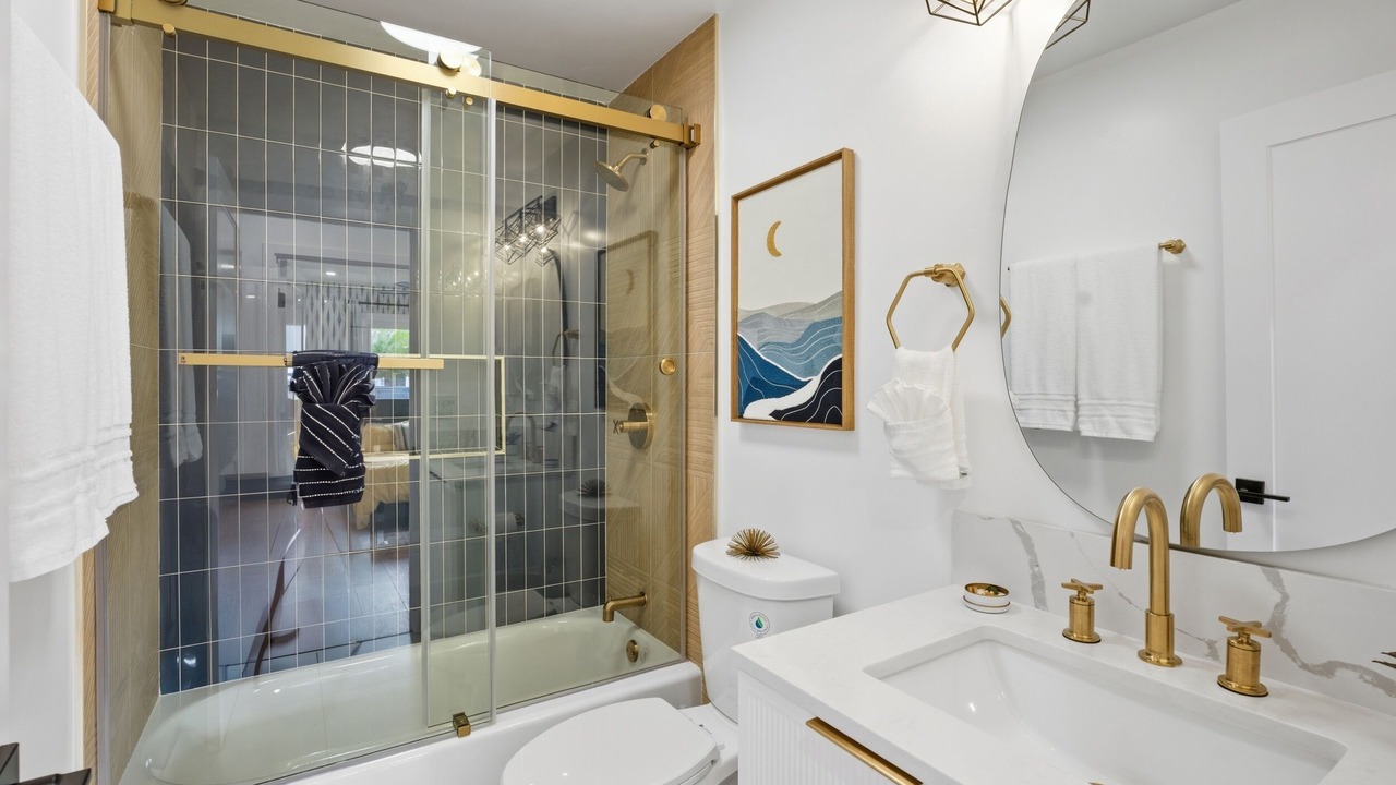 Photo of Bathroom in Serra Mesa