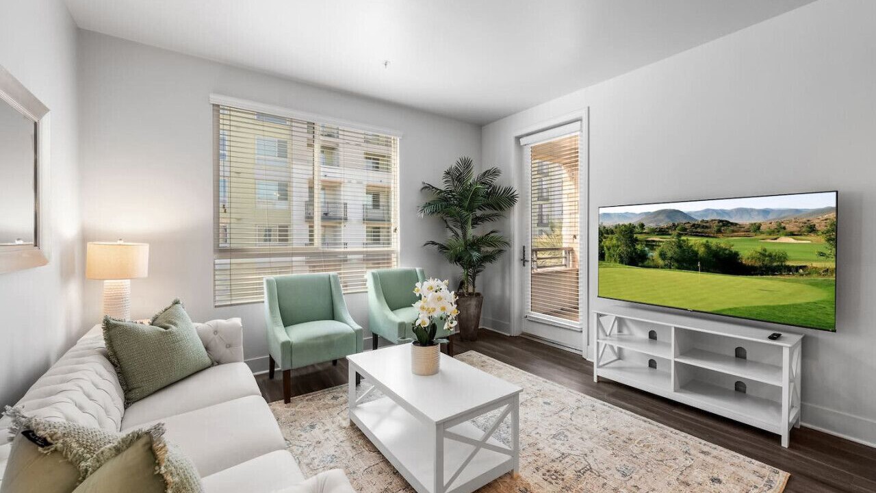 Photo of Livingroom in Kearny Mesa