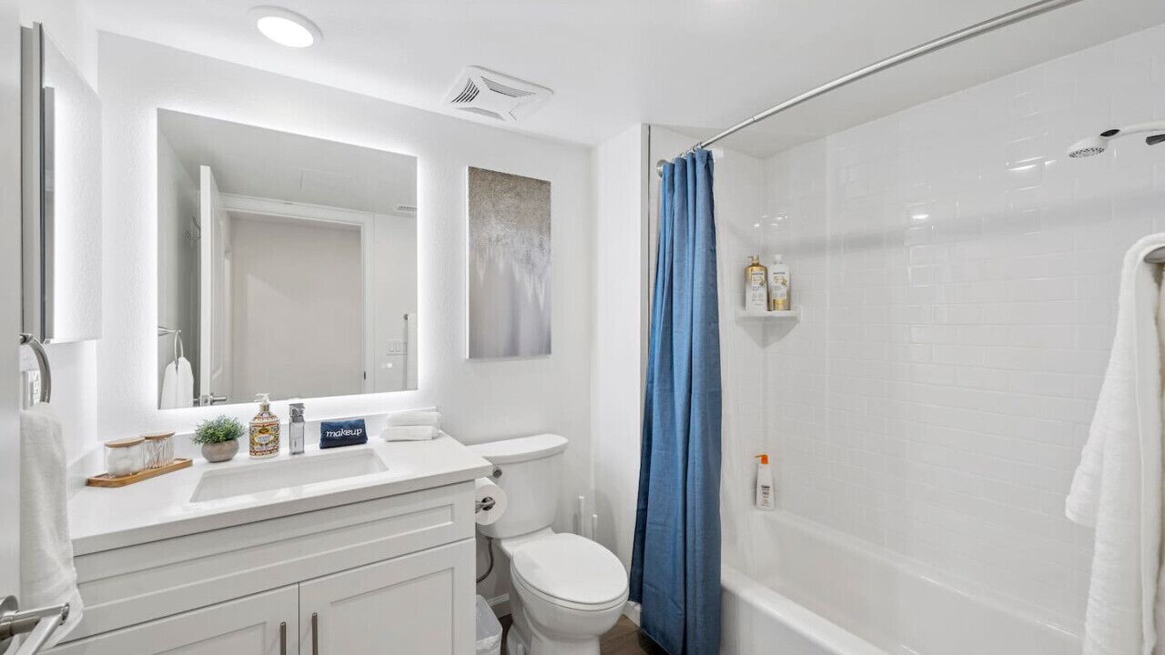 Photo of Bathroom in Crown Point