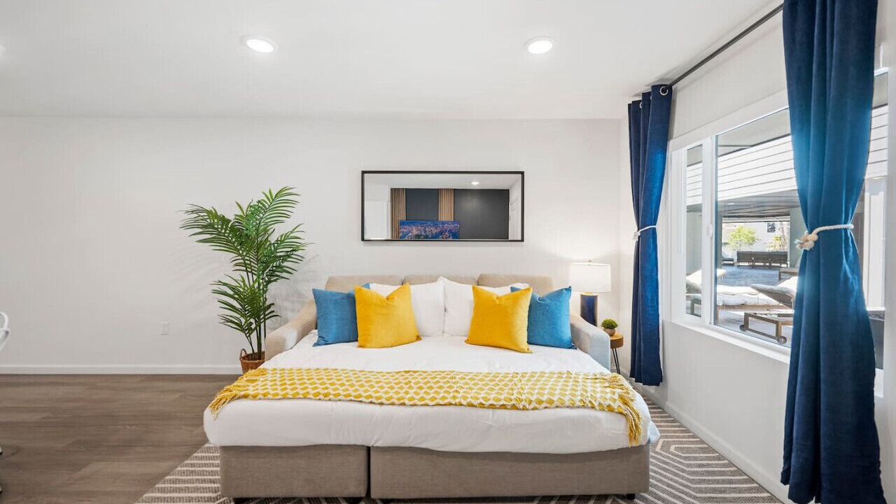 Photo of Bedroom in Crown Point