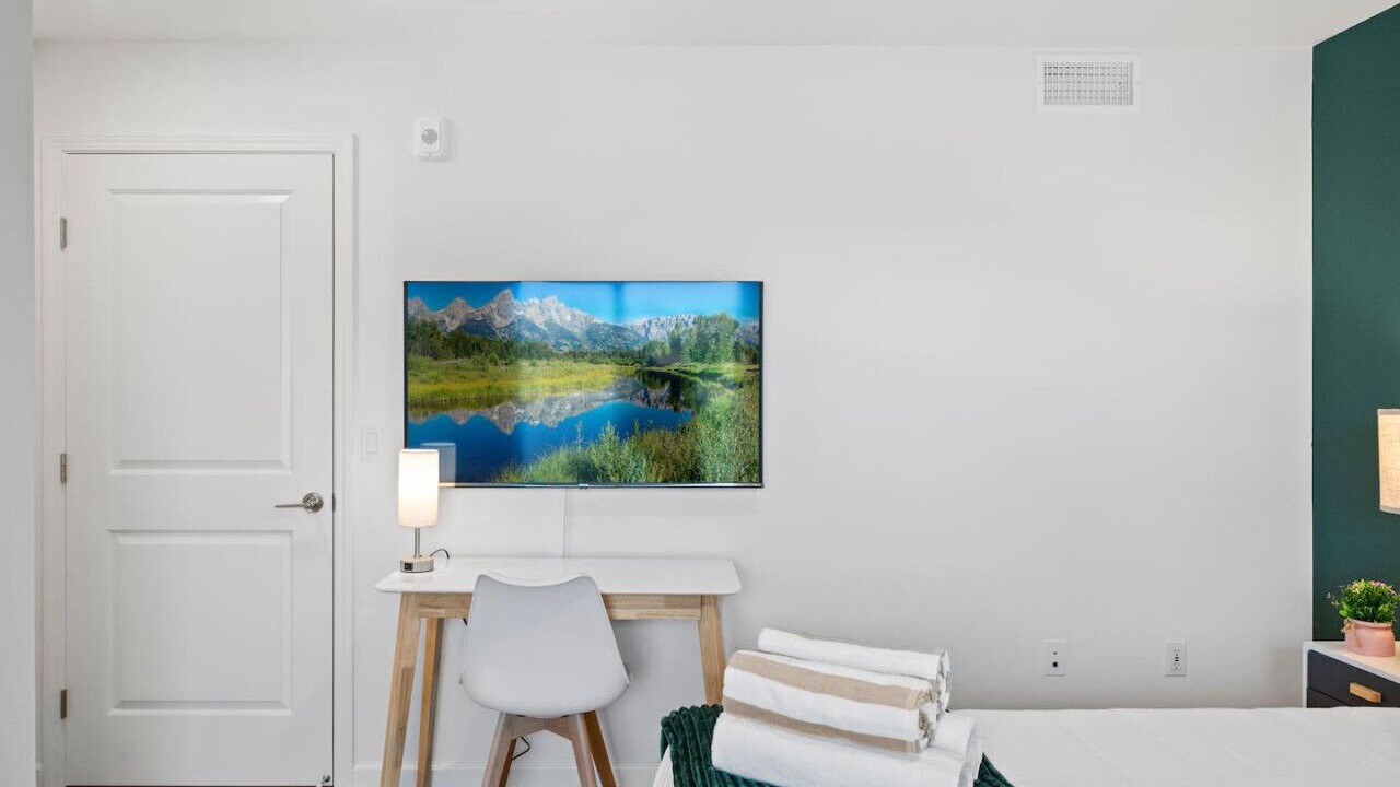 Photo of Bedroom in Crown Point