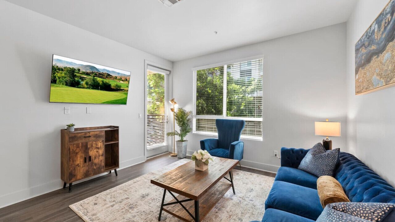 Photo of Livingroom in Kearny Mesa