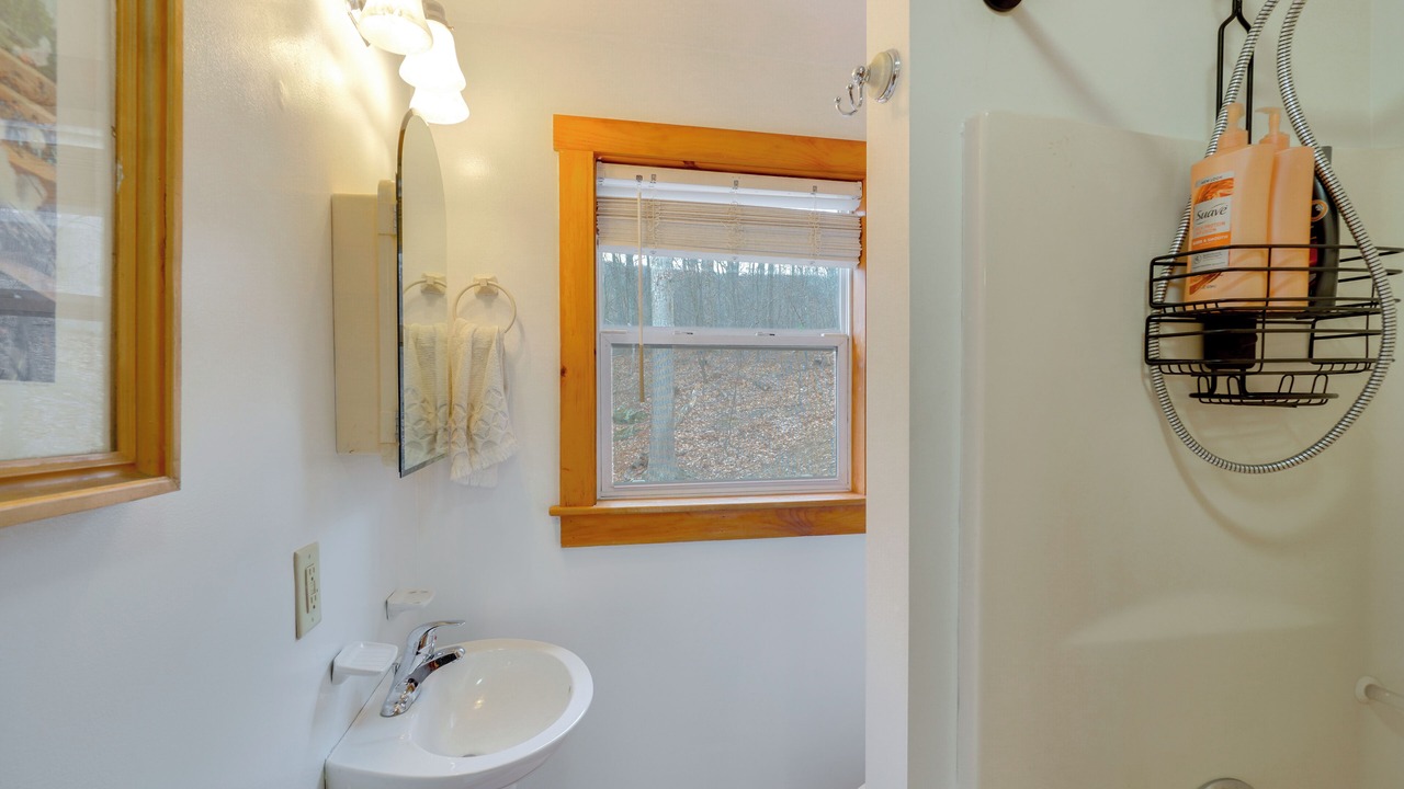 Photo of Bathroom in Orrtanna