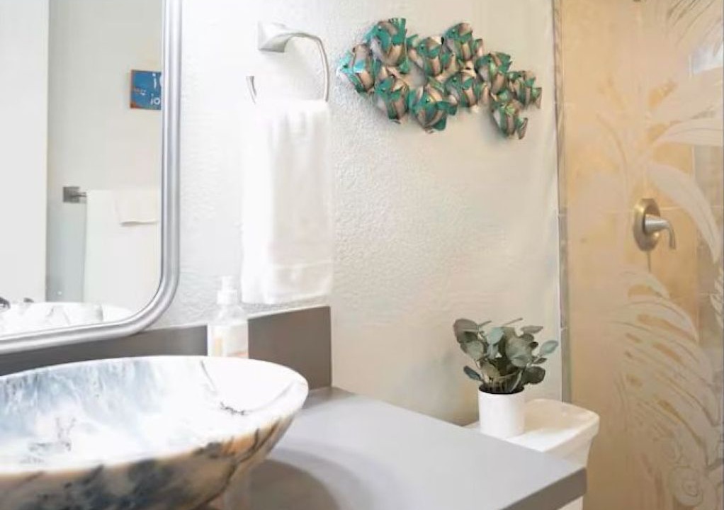 Photo of Bathroom in Maalaea