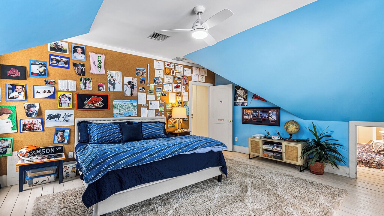 Photo of Bedroom in Wayne