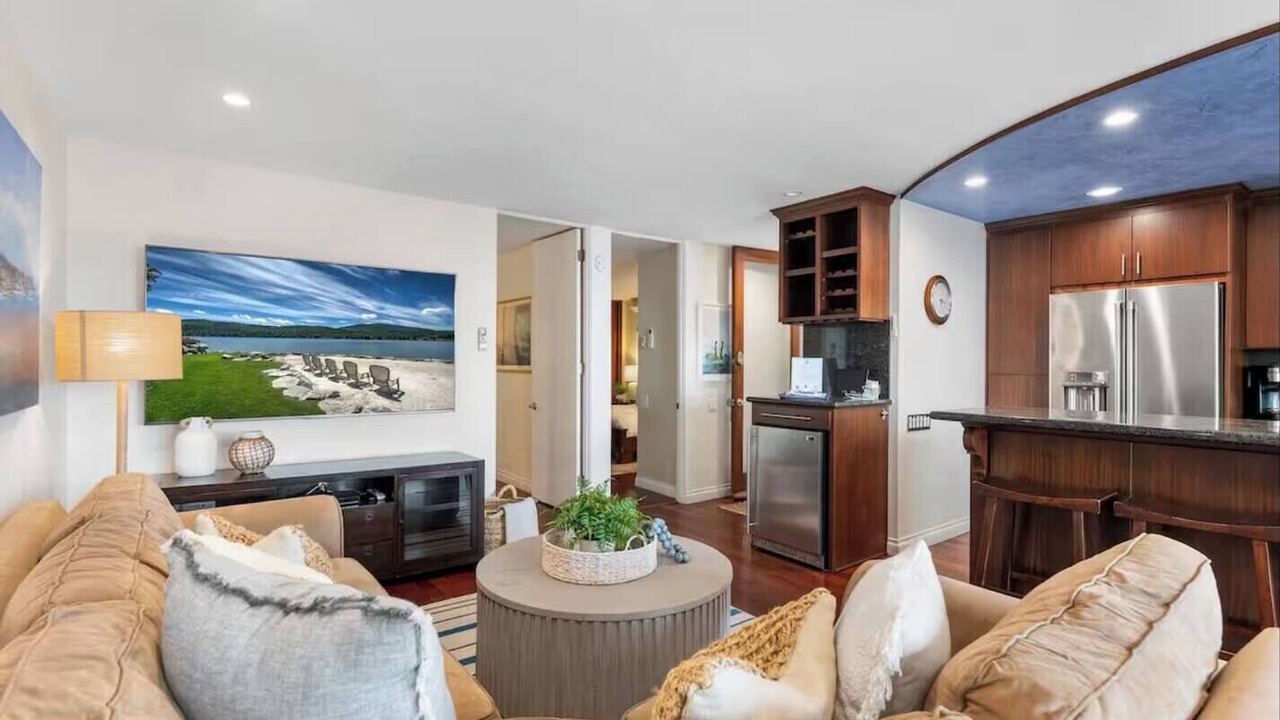 Photo of Livingroom in Beach Barber Tract