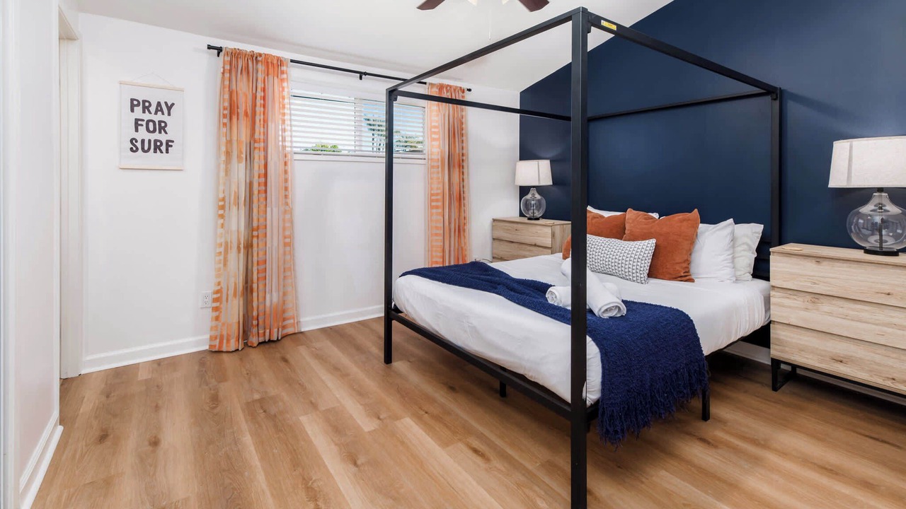 Photo of Bedroom in Serra Mesa