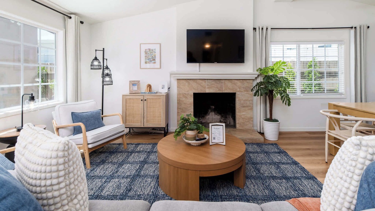 Photo of Livingroom in Serra Mesa
