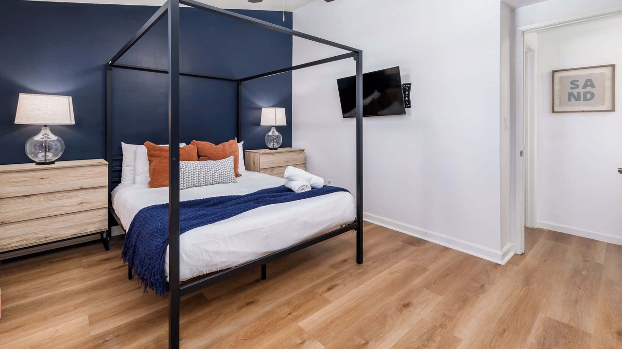 Photo of Bedroom in Serra Mesa
