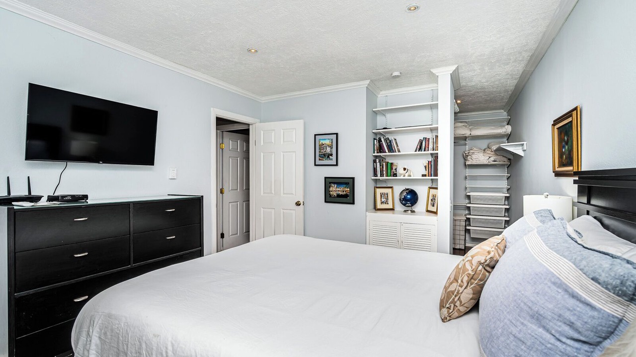Photo of Bedroom in University City
