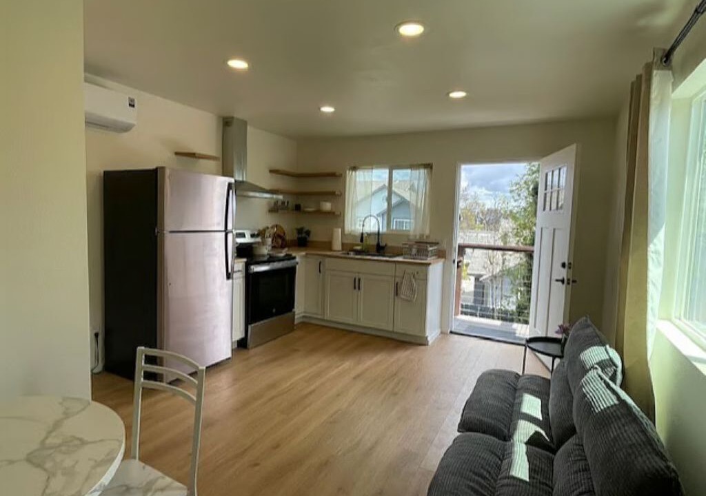 Photo of Livingroom in Linda Vista