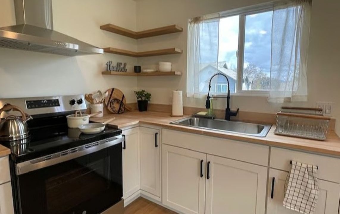 Photo of Kitchen in Linda Vista