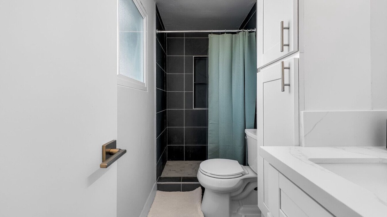 Photo of Bathroom in Serra Mesa
