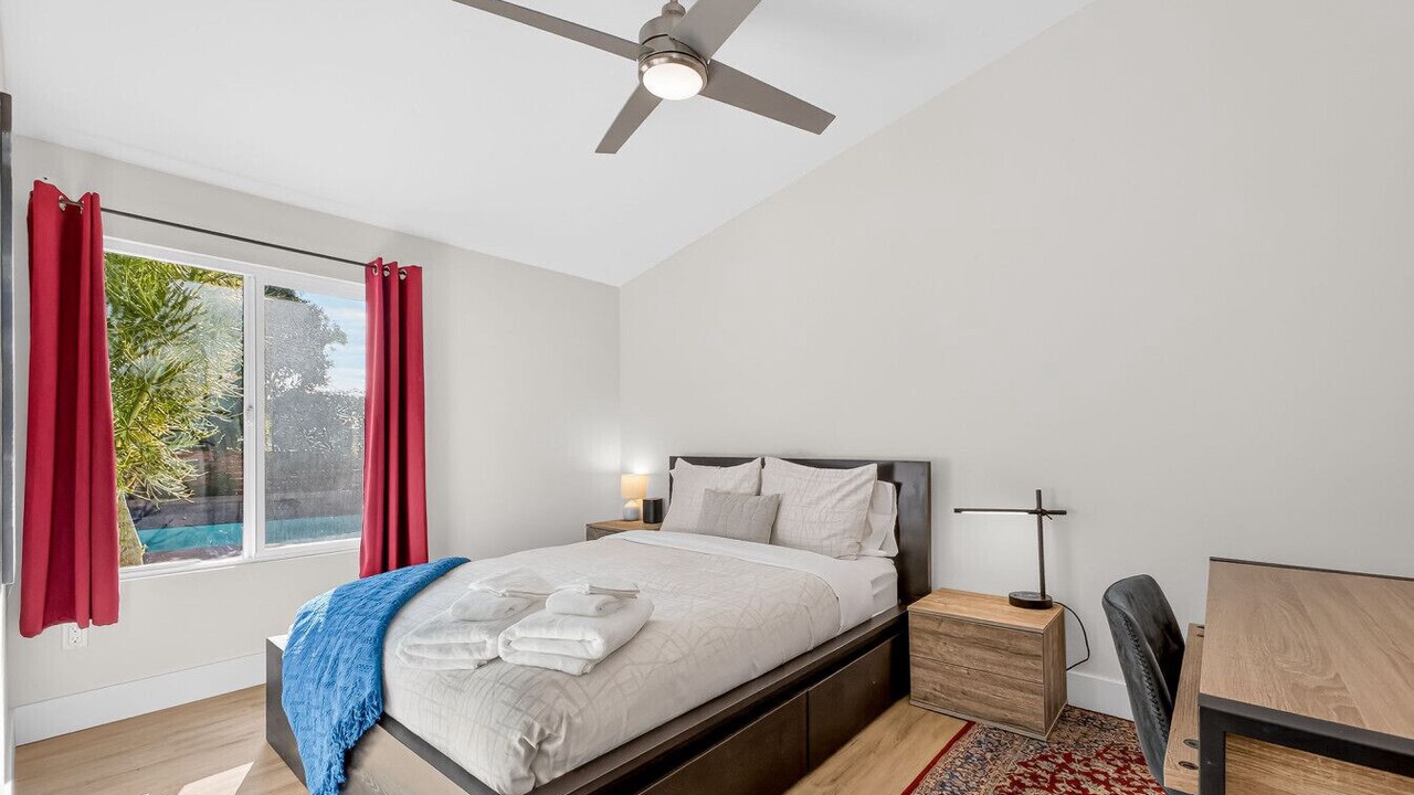 Photo of Bedroom in Serra Mesa