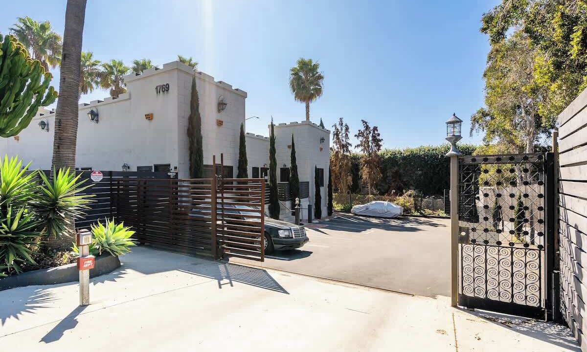 Photo of Others in Mission Hills