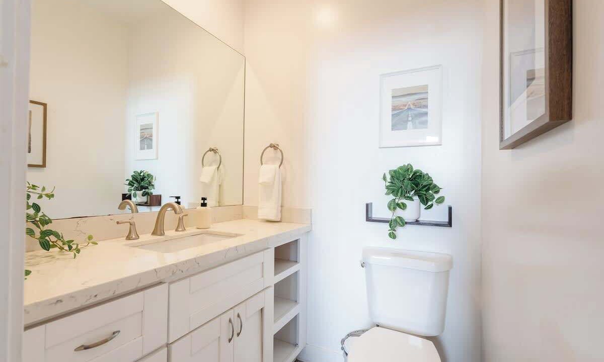 Photo of Bathroom in Mission Hills
