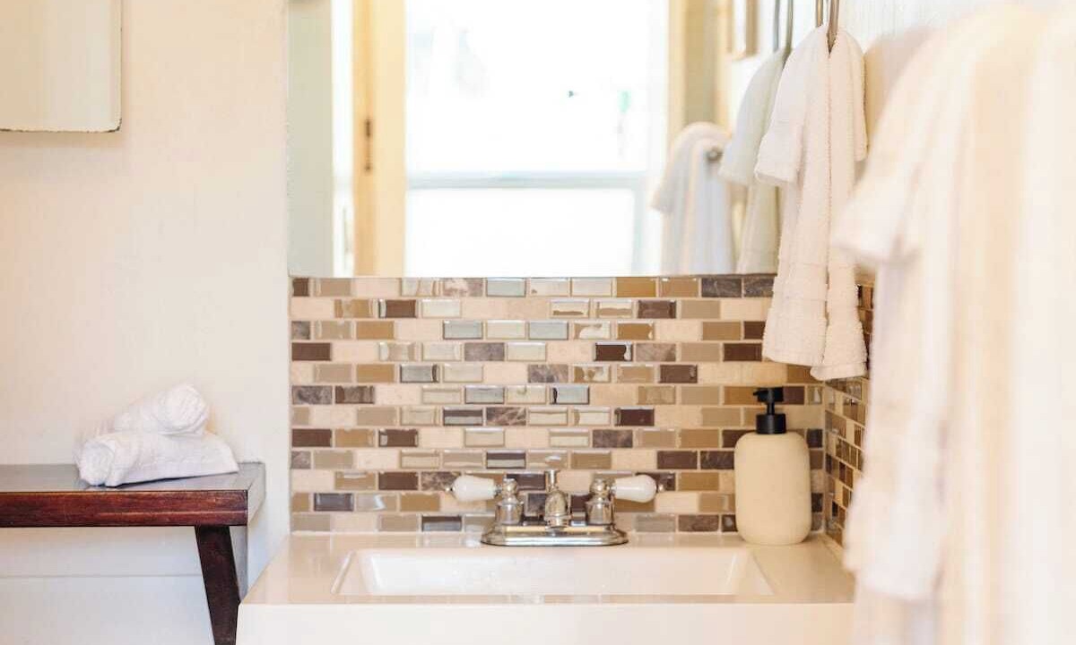 Photo of Bathroom in Mission Hills