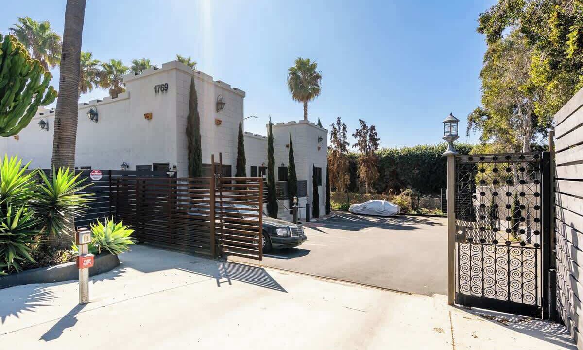 Photo of Others in Mission Hills