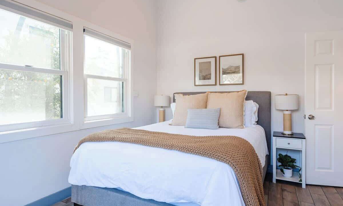 Photo of Bedroom in Mission Hills