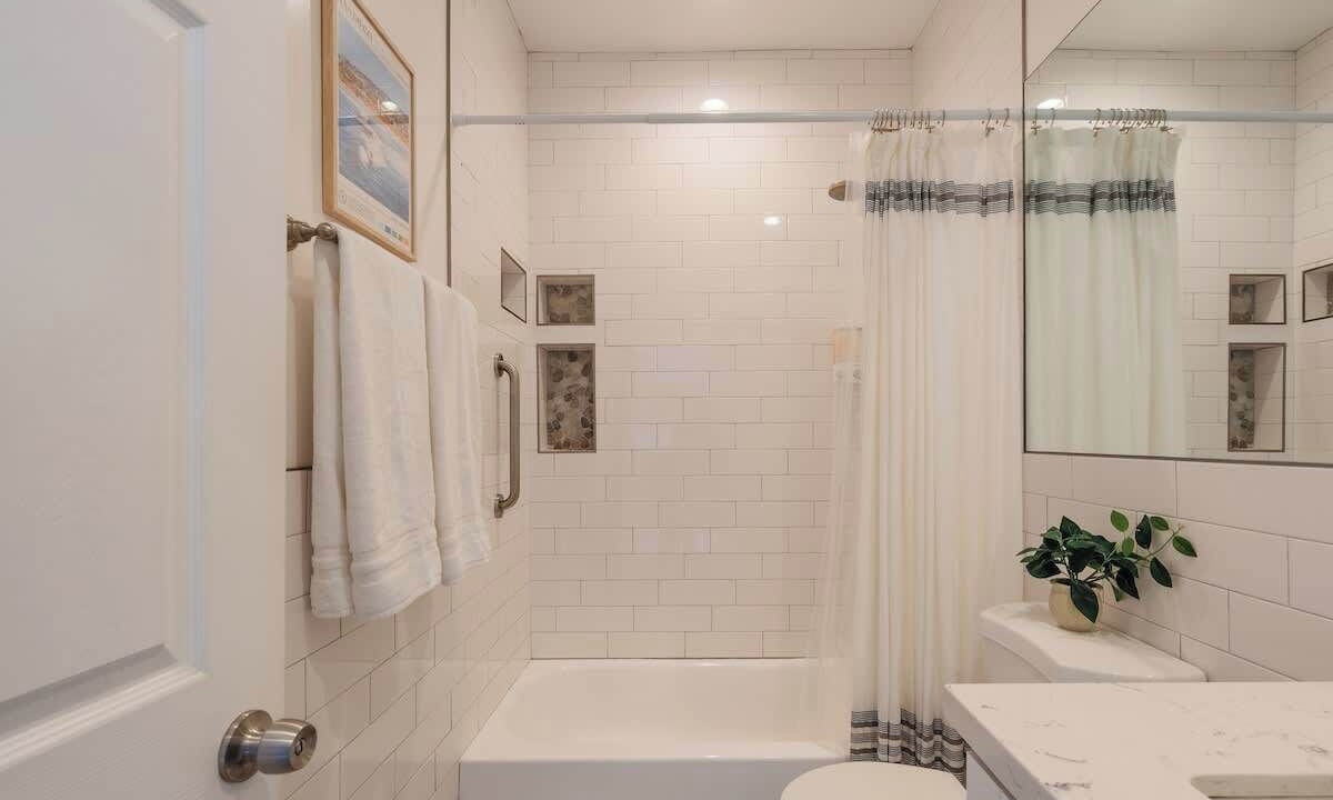 Photo of Bathroom in Mission Hills