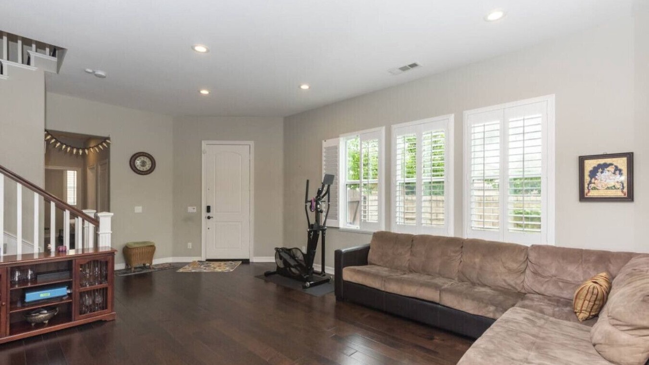 Photo of Livingroom in Carmel Country Highlands