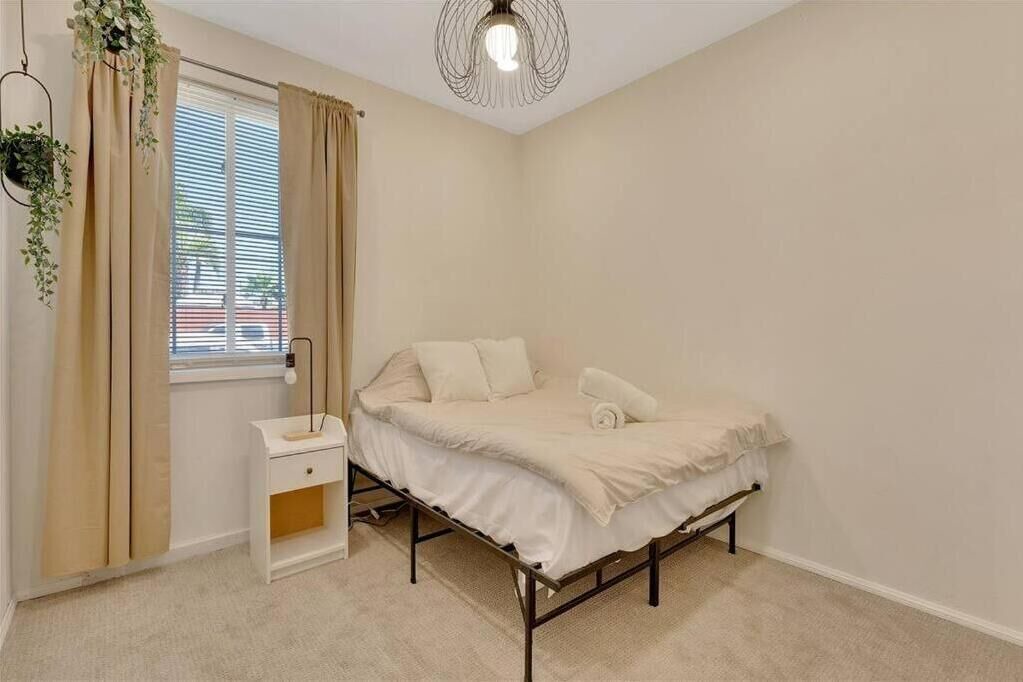 Photo of Bedroom in North Clairemont