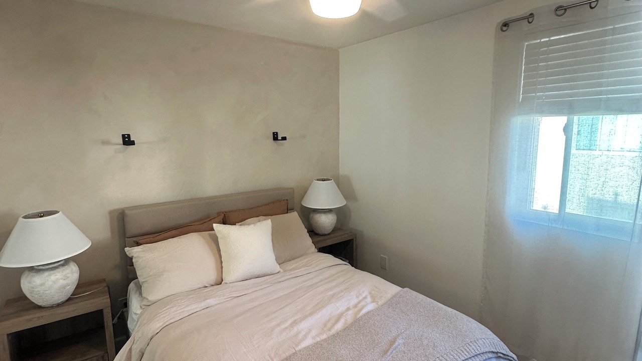 Photo of Bedroom in Clairemont Mesa West