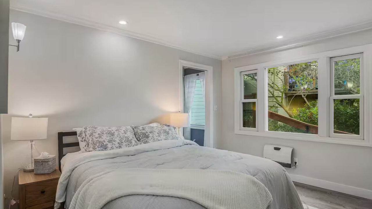 Photo of Bedroom in University Heights